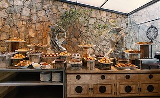 Skyloft Kandy by Aaradhaya