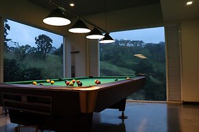 Skyloft Kandy by Aaradhaya