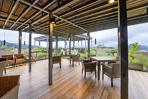 Skyloft Kandy by Aaradhaya