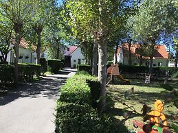 Chez Mireille Reingam Park