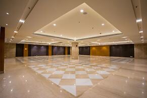 Ramada by Wyndham Lucknow Hotel and Convention Center