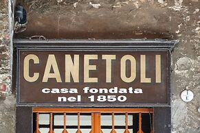 Casa Isolani Piazza Maggiore 1.0