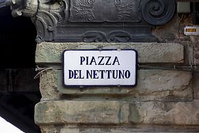 Casa Isolani Piazza Maggiore 1.0