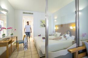 Louis Althea Beach Hotel