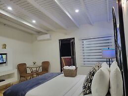 Luichy's Seaside Hotel