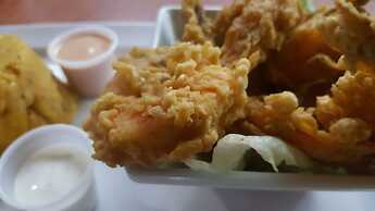 Luichy's Seaside Hotel