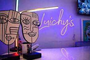 Luichy's Seaside Hotel