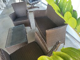 Luichy's Seaside Hotel