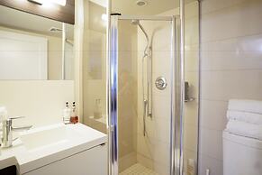 Applewood Suites - Luxury 3 BDRM