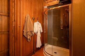 Reynolds Mansion B&B