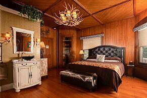 Reynolds Mansion B&B