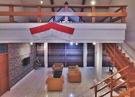 Vila Bunga Merah Gelatik