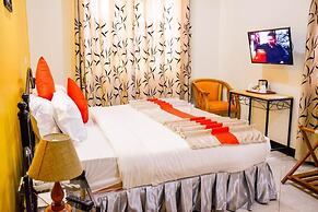 Crest Safari Lodge