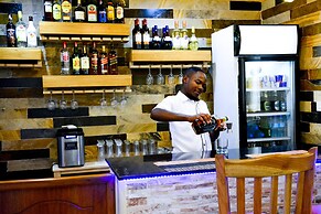 Crest Safari Lodge