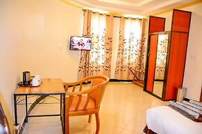 Crest Safari Lodge