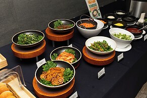 Hotel Whistlelark Jeju