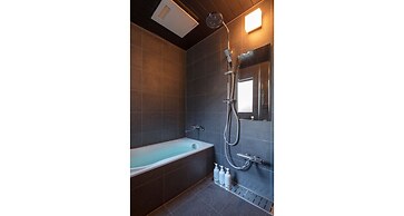 Hikoso-machi Gin no Ma