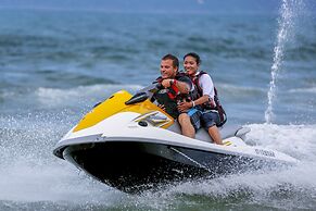 Laguna Park Townhouses