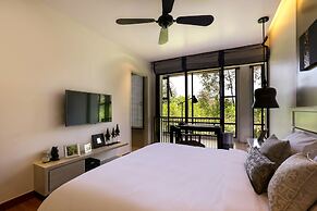 Laguna Park Townhouses