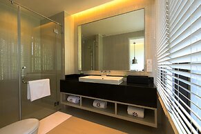 Laguna Park Townhouses