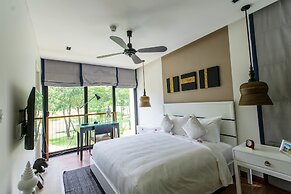 Laguna Park Townhouses