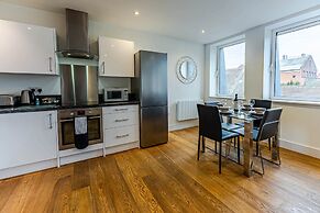 Celador Apartments - Sussex House Serviced Apartments