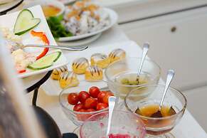 Luxury Old Quarter Hotel & Gym