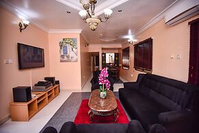 Topaz Luxury Suites & Apartments