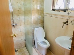 Topaz Luxury Suites & Apartments