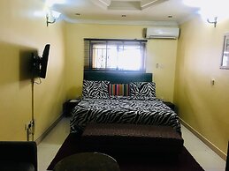 Topaz Luxury Suites & Apartments