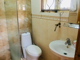 Topaz Luxury Suites & Apartments