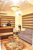 Topaz Luxury Suites & Apartments