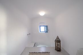 Anemi House & Villas