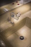 Anemi House & Villas