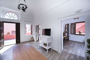 Anemi House & Villas