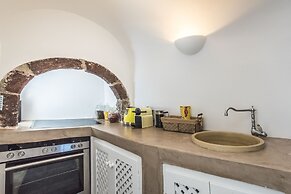 Anemi House & Villas