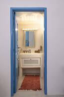 Anemi House & Villas