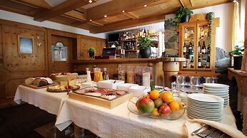 LARET private Boutique Hotel - Adults only