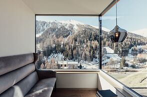 LARET private Boutique Hotel - Adults only