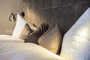 LARET private Boutique Hotel - Adults only