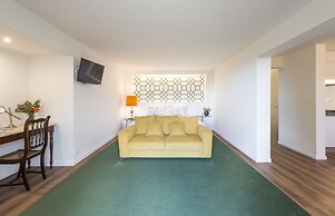 Belvedere Boutique - Adults Only