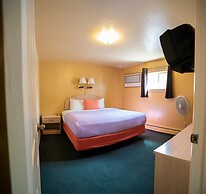 Triangle Motel
