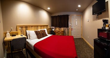 Triangle Motel