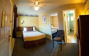 Triangle Motel