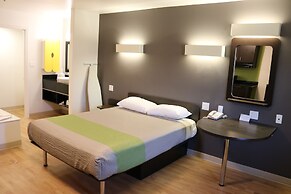 Studio 6 Victorville - Apple Valley