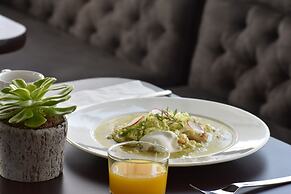 ESDUMA HK Hotel Pachuca