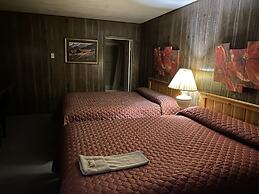 Rustic Inn Motel