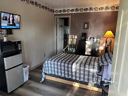 Rustic Inn Motel