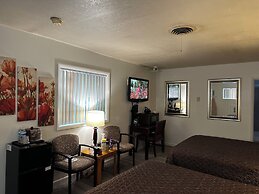Rustic Inn Motel