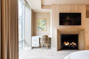 Goldener Hirsch, Auberge Collection